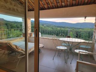 Gîtes La Bastide Flora, Vue panoramique ou chambres sur rue - 6