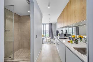 Skyline Serenity - 6