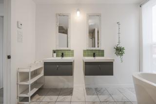 4 bedrooms 2 floors Fully Renovated Apartment - 3