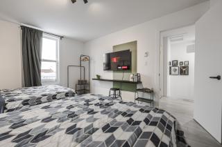 4 bedrooms 2 floors Fully Renovated Apartment - 2