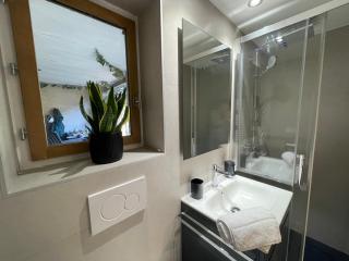 Panorama Saleve - Swiss Border - Bus to Geneva - 1