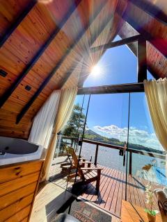 Chalé Beira da Lagoa Jacuzzi, Lareira e Piscina - 9