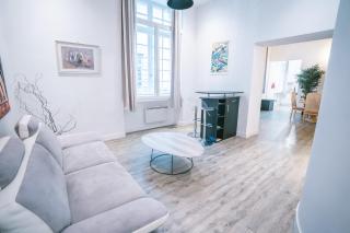 Spacieux & confortable au cœur du centre-ville-AQ - 3