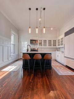 Maryland Luxury Downtown Manor - 9