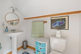 Big Red Cottage with Overflow Unit Near Sunapee and New London - 5