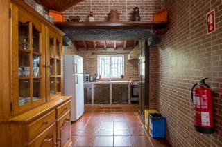 Rustic House - Eco Farm Living - 2