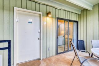 Freshly Updated Condo, across the street from the resort Edel O apts - 7