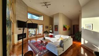 Five Star-Amazing views and Hot Tub - 4