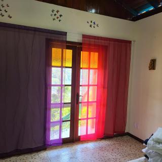 Chale no centro de Lumiar com água de nascente - 8