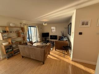 John's Seafront Apartment - B5 - 7