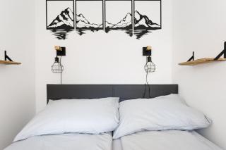 Luxury Modern Apartment with Balcony - 2