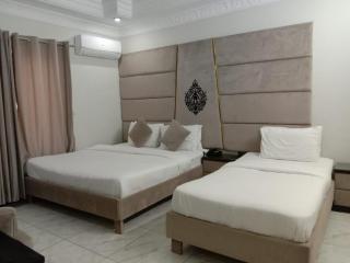 Arena Lodge Guesthouse - 9