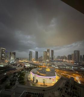 Panoramic Sky & Beach View Apartment - 0