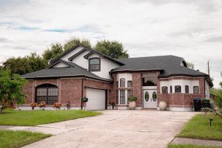 Spacious Orlando Getaway Vacation Home - 0