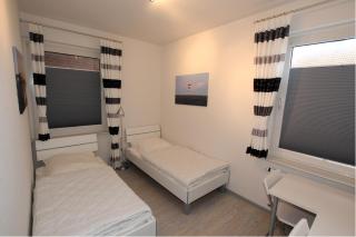 Strand-Villa, Elbe 1 - 7