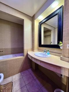 Amazing 2 BR flat in marina agadir H23104 - 1