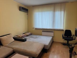 Апартамент за нощувки Харманли - 0