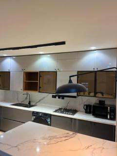 Modern 2 Bed Apartment - VI Lagos - 8