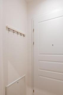 Modern Long-Term Apartment with Balcony - 6