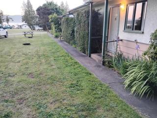 Sunny Shores Sooke Motel & Camping Resort - 2