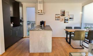 Großzügige Gartenwohnung mit Bergblick - 2