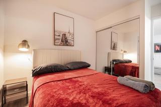 Griffintown Central 2BR Near Old Port & Downtown - 6