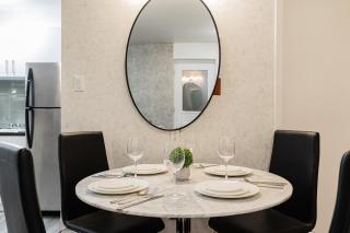 Griffintown Central 2BR Near Old Port & Downtown - 5