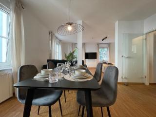 Zentrales Innenstadt Studio mit besonderem Flair - 3