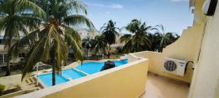 Triplex avec grande piscine - 6