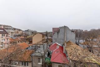 Budget Central Flat Near Market & Bus Station - 9