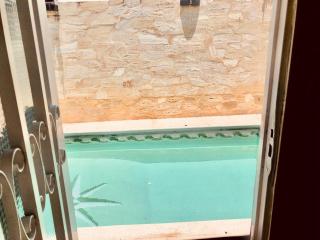 Habitación exclusiva Huéspedes con piscina , aire acondicionado y jardín en base doble, muy confortable - 8