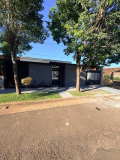 Casa amplia y equipada en Encarnación, Paraguay - 0