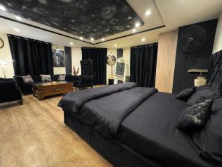 Luxury 1-Bedroom Apartment in Islamabad - 8