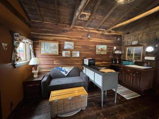 The Renovated Barn at Seneca Rocks - 4