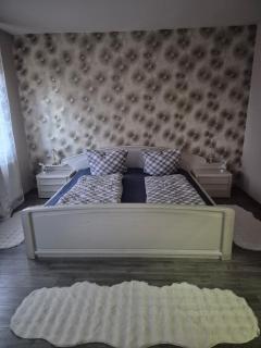 Inna's and Dima's Ferienwohnung - 1