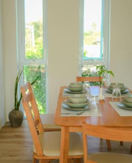 Paradise Villa - 2BR - Private Pool - Peaceful Garden - 4K SmartTV - 8