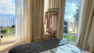 Personal blue house Madeira - 9