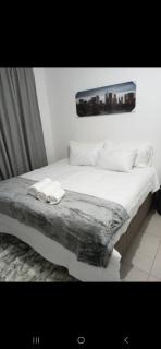 Serene Edge 1 Bedroom at Woodlands! - 4