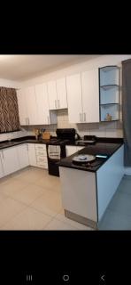Serene Edge 1 Bedroom at Woodlands! - 2