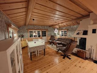 Log house with a view and sauna - 8