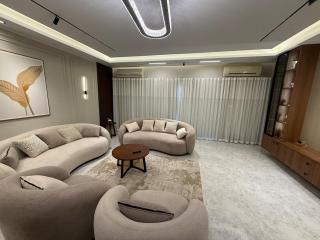 Modern & Cozy Apartment Near Cairo Attractions - 1