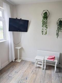 Family and pet friendly farm stay - 3