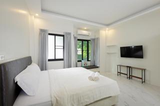 Nua Tone Pool Villa I Mountain View I Bangtao Beach - 1