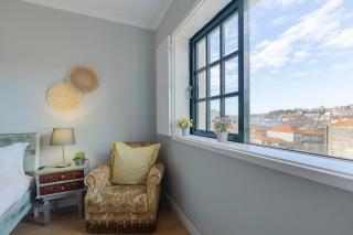 MyRiverPlace N 4 Private Terrace River View Porto apartments - 7