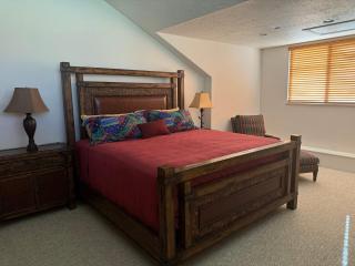 Heart of Eden Powder Mountain Utah All Season Retreat Golf and Ski Resort - 2