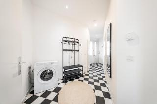 Central Cozy Schönbrunn Apartment - 4