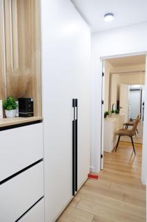 Modern and Comfortable City Centre Apartment - 4