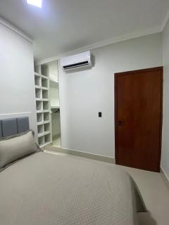 Casa Moderna com 2 Quartos, Área Gourmet e Ar-Condicionado - 4