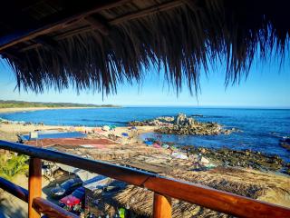 Huatunalco Beach Hotel - 4