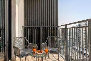 F1 Theme Studio - Next to Ferrari World & Yas Mall - 9